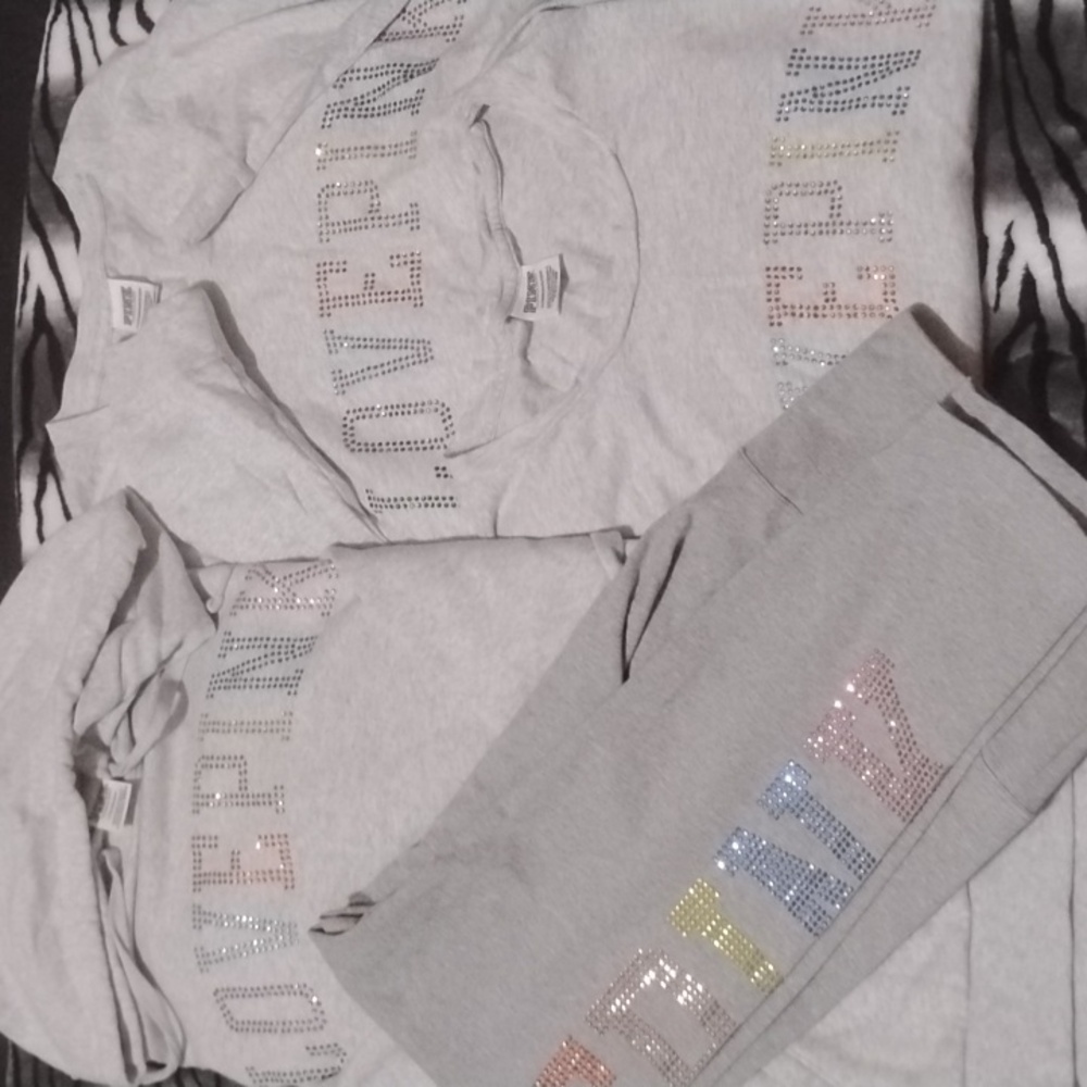 NWOT VS PINK 4PC BLING SET w Hoodie, Long-Sleeve Tee, Short-Sleeve Tee & Legging